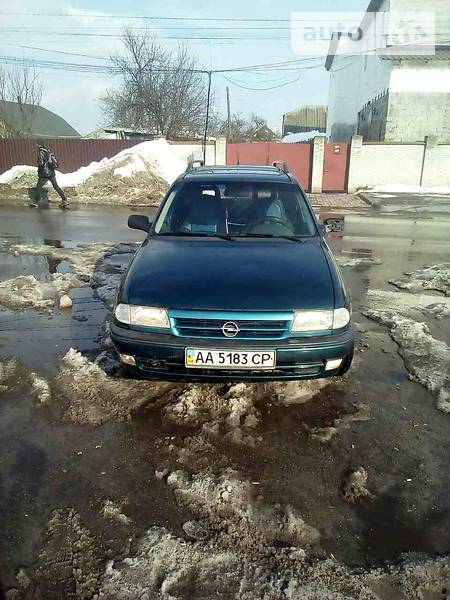 Универсал Opel Astra 1997 в Киеве