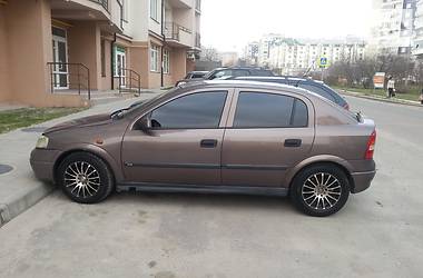 Седан Opel Astra 1998 в Львове