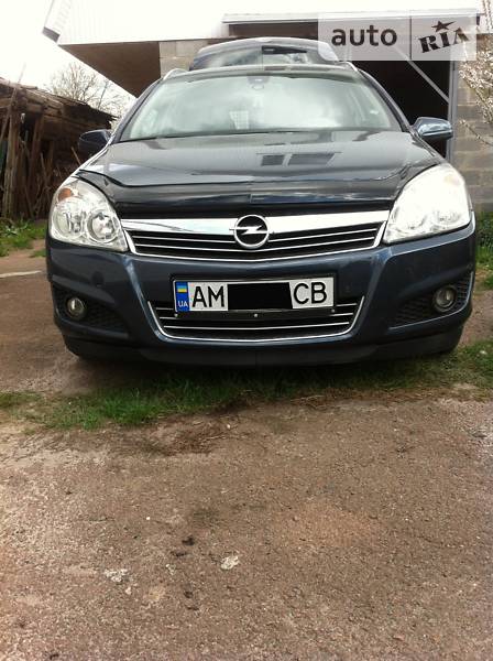 Універсал Opel Astra 2007 в Олевську