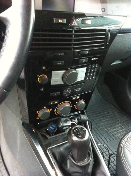 Універсал Opel Astra 2007 в Олевську