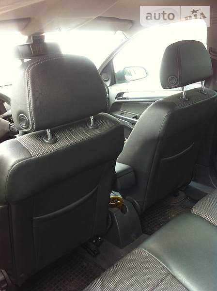 Універсал Opel Astra 2007 в Олевську