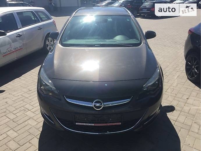 Универсал Opel Astra 2013 в Луцке