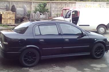 Седан Opel Astra 2008 в Ровно