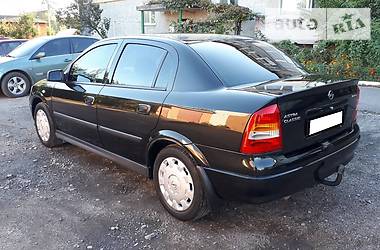 Седан Opel Astra 2006 в Виннице