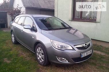 Универсал Opel Astra 2012 в Черновцах