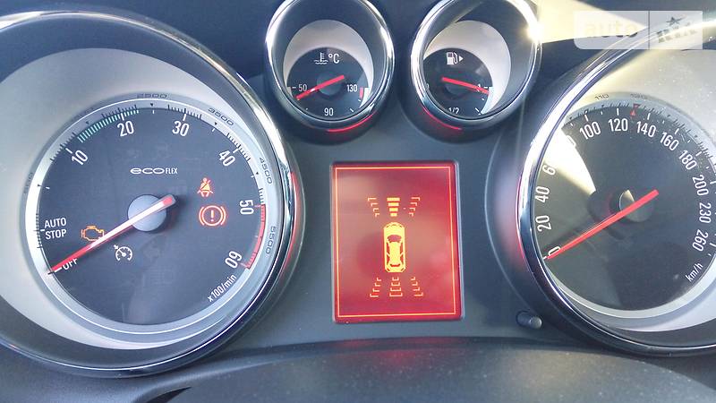 Універсал Opel Astra 2013 в Полтаві