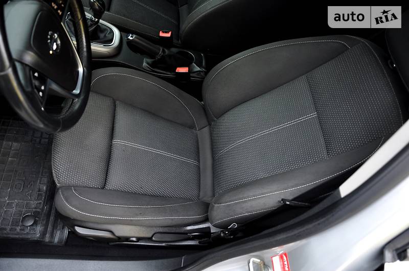 Універсал Opel Astra 2011 в Львові фото 5 Універсал Opel Astra 2011 в Львові