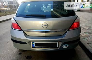 Хэтчбек Opel Astra 2007 в Одессе