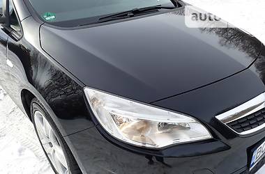 Универсал Opel Astra 2011 в Ивано-Франковске