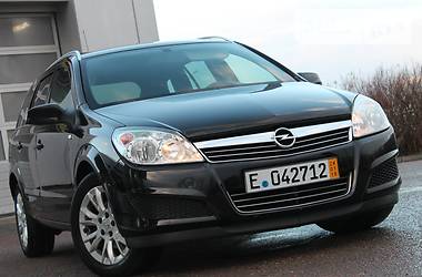 Универсал Opel Astra 2009 в Дрогобыче