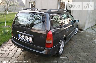 Универсал Opel Astra 2000 в 