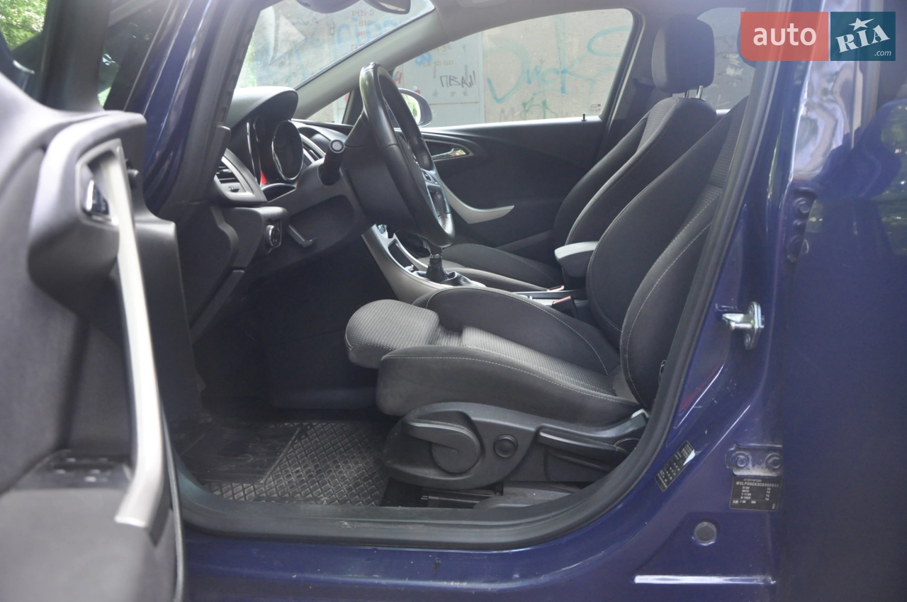 2012 Opel Astra - мініатюра 7