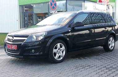 Универсал Opel Astra 2010 в Ивано-Франковске