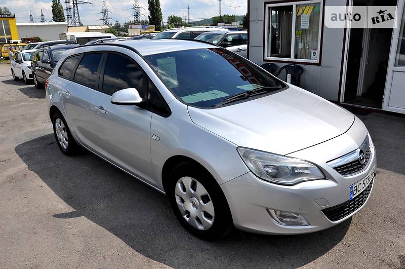 Універсал Opel Astra 2011 в Львові фото 19 Універсал Opel Astra 2011 в Львові