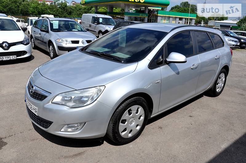 Універсал Opel Astra 2011 в Львові фото 27 Універсал Opel Astra 2011 в Львові