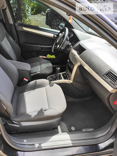 Седан Opel Astra 2008 в Днепре фото 23 Седан Opel Astra 2008 в Днепре