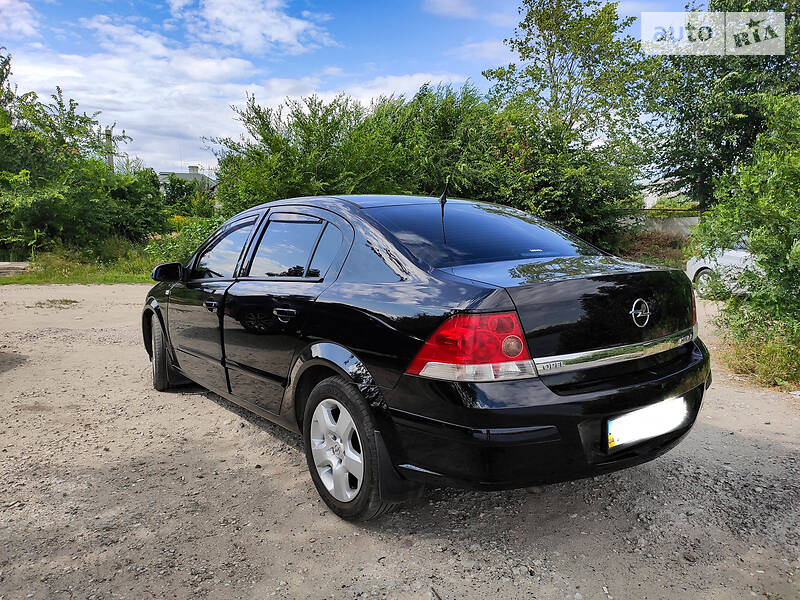 Седан Opel Astra 2008 в Днепре фото Седан Opel Astra 2008 в Днепре
