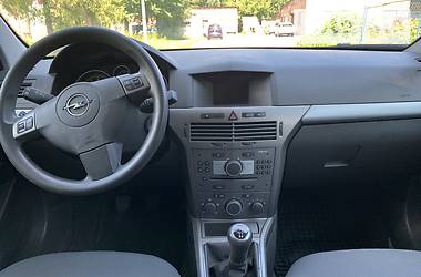 Універсал Opel Astra 2006 в 