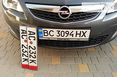 Хетчбек Opel Astra 2009 в 