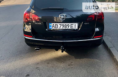 Универсал Opel Astra 2014 в Виннице