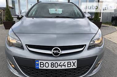 Універсал Opel Astra 2013 в 