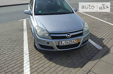 Универсал Opel Astra 2005 в Полтаве