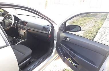 Универсал Opel Astra 2006 в Стрые