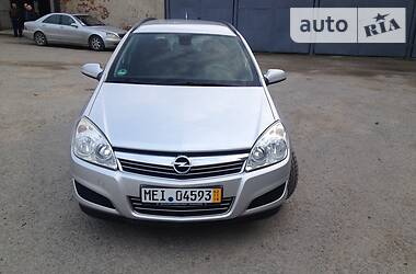 Универсал Opel Astra 2008 в Бучаче