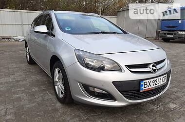 Универсал Opel Astra 2015 в Хмельницком