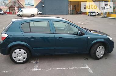 Хэтчбек Opel Astra 2007 в Житомире