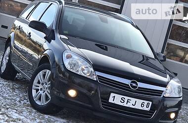 Универсал Opel Astra 2008 в Дрогобыче