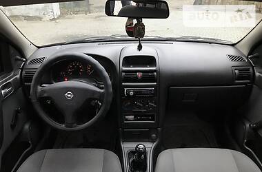 Седан Opel Astra 2008 в Днепре