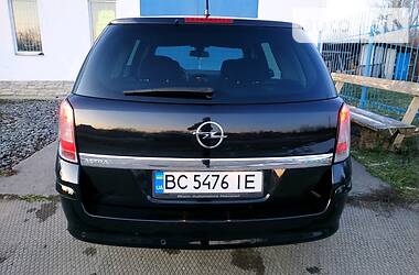 Універсал Opel Astra 2010 в Стрию