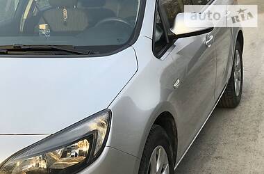 Универсал Opel Astra 2015 в Звягеле