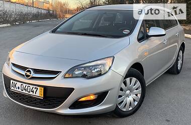 Универсал Opel Astra 2014 в Виннице