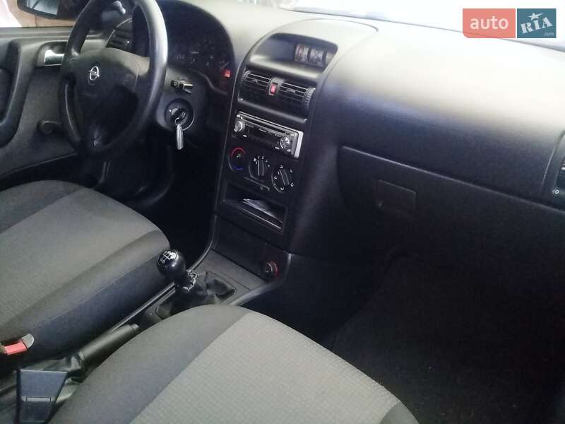 Седан Opel Astra 2005 в Полтаве фото 5 Седан Opel Astra 2005 в Полтаве