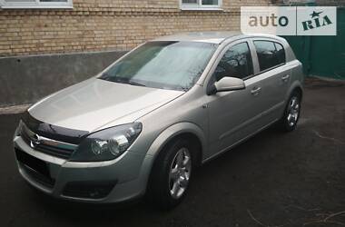 Хетчбек Opel Astra 2008 в 