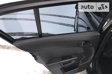 Хетчбек Opel Astra 2005 в 