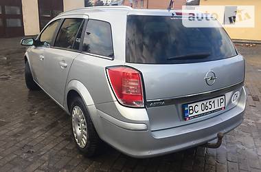 Универсал Opel Astra 2009 в Львове