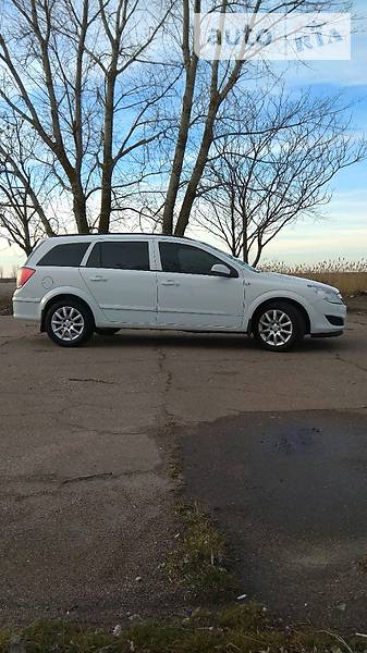 Универсал Opel Astra 2008 в Скадовске