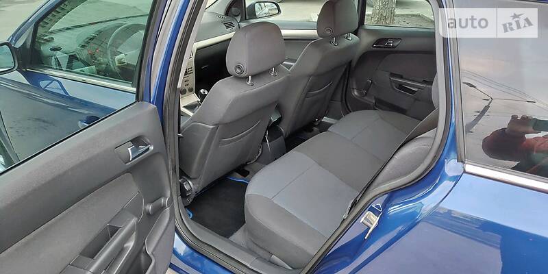 Универсал Opel Astra 2008 в Харькове