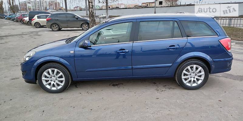 Универсал Opel Astra 2008 в Харькове