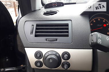 Універсал Opel Astra 2008 в 