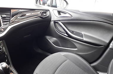 Універсал Opel Astra 2016 в 