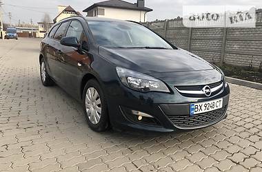 Универсал Opel Astra 2014 в Хмельницком