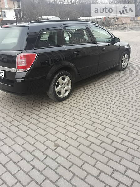 Универсал Opel Astra 2008 в Ровно фото 3 Универсал Opel Astra 2008 в Ровно