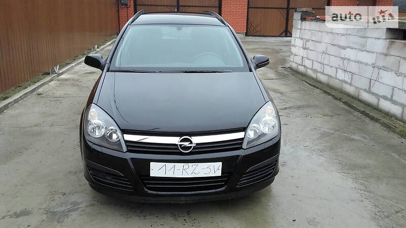 Універсал Opel Astra 2005 в Луцьку