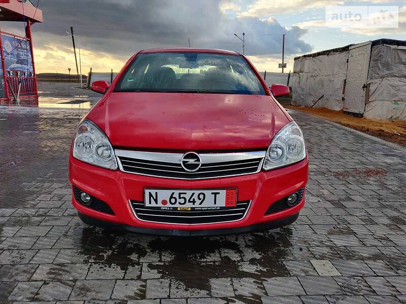 Хетчбек Opel Astra 2007 в Львові