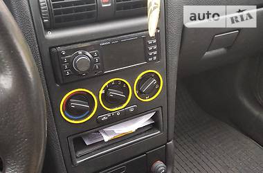 Універсал Opel Astra 2004 в 