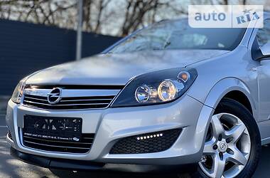 Універсал Opel Astra 2008 в 